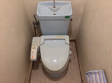 170908-ksama-toilet-before02_R.jpg