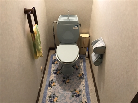 170923-nsama-toilet-before_R.JPG